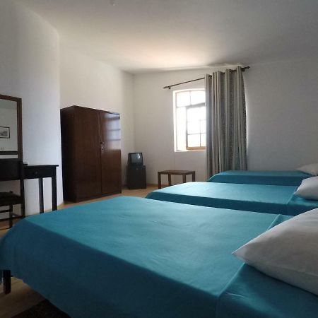 Bed And Breakfast Residencial Maravilha Mindelo Zewnętrze zdjęcie