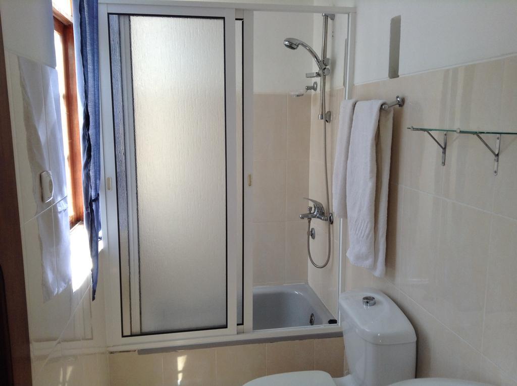 Bed And Breakfast Residencial Maravilha Mindelo Zewnętrze zdjęcie