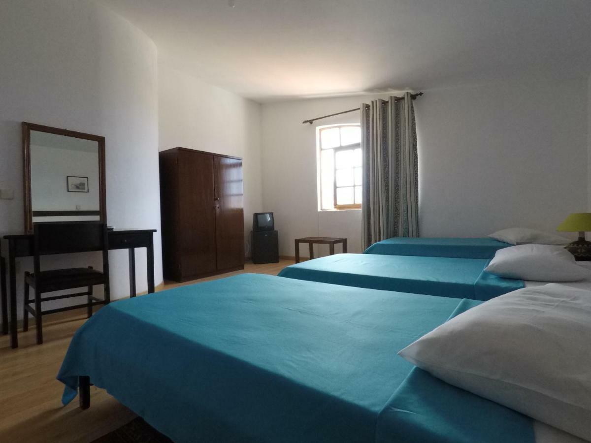 Bed And Breakfast Residencial Maravilha Mindelo Zewnętrze zdjęcie